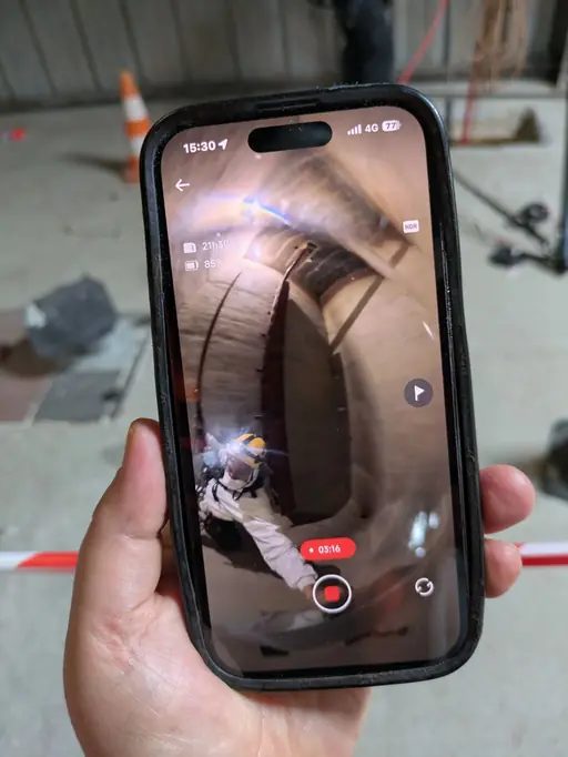 Caméra 360 degrés utilisée pour inspecter un silo